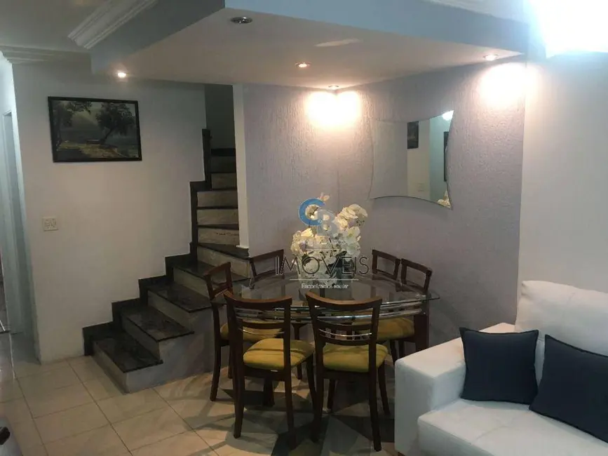 Sobrado com 2 quartos à venda, 80m2 em Vila Carrão, São Paulo - SP - imagem 3 Foto 3 de Sobrado com 2 quartos à venda, 80m2 em Vila Carrão, São Paulo - SP