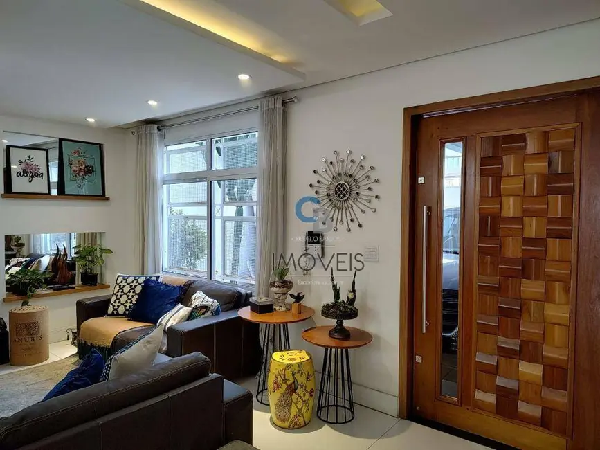 Sobrado com 3 quartos à venda, 196m2 em Alto da Mooca, São Paulo - SP - imagem 3 Foto 3 de Sobrado com 3 quartos à venda, 196m2 em Alto da Mooca, São Paulo - SP