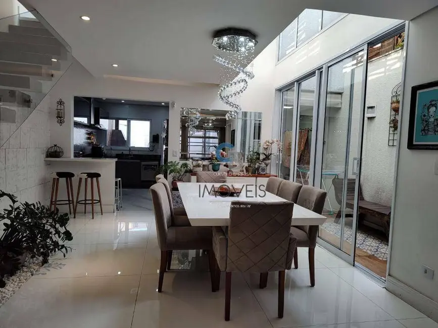 Sobrado com 3 quartos à venda, 196m2 em Alto da Mooca, São Paulo - SP - imagem 6 Foto 6 de Sobrado com 3 quartos à venda, 196m2 em Alto da Mooca, São Paulo - SP