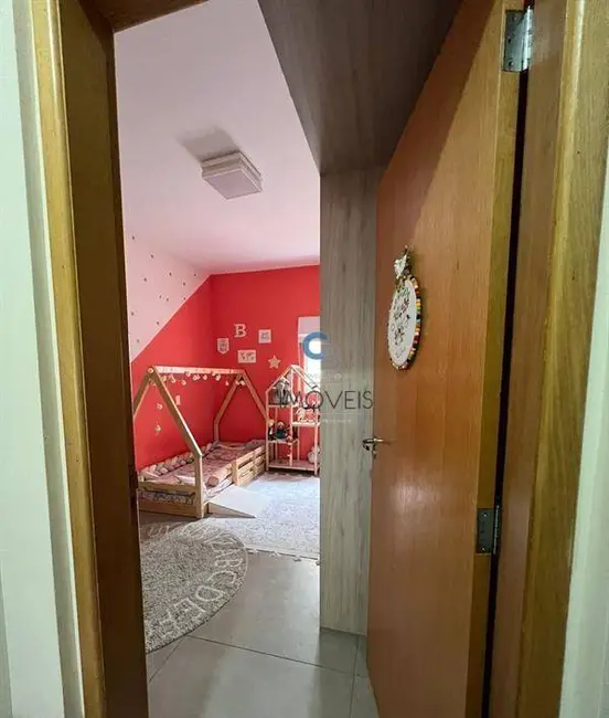 Sobrado com 3 quartos à venda, 272m2 em Vila Carrão, São Paulo - SP - imagem 5 Foto 5 de Sobrado com 3 quartos à venda, 272m2 em Vila Carrão, São Paulo - SP