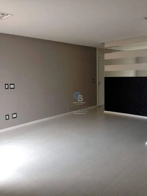 Foto 2 de Apartamento com 2 quartos à venda, 67m2 em Vila Antonieta, São Paulo - SP