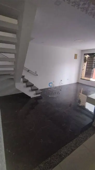 Foto 2 de Sobrado com 2 quartos à venda, 115m2 em Vila Ema, São Paulo - SP