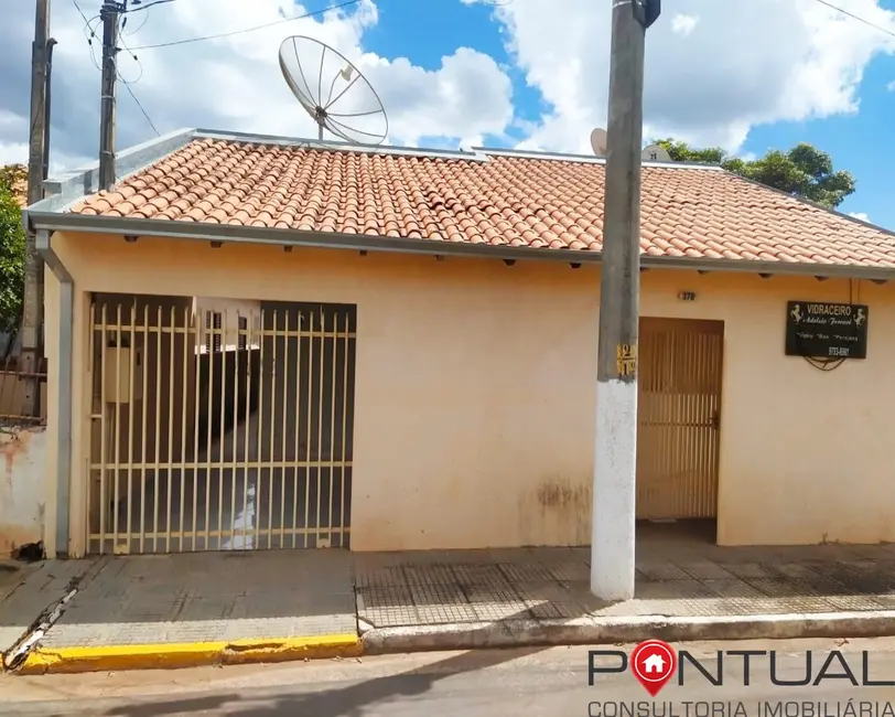 Foto 1 de Casa com 3 quartos à venda em Ubirajara - SP