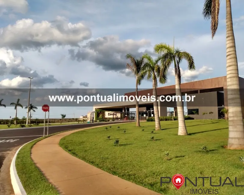 Foto 1 de Terreno / Lote à venda, 300m2 em Marilia - SP