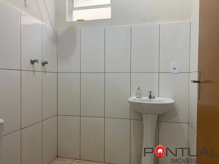 Casa com 2 quartos para alugar em Armando Mascaro, Marilia - SP - imagem 7 Foto 7 de Casa com 2 quartos para alugar em Armando Mascaro, Marilia - SP