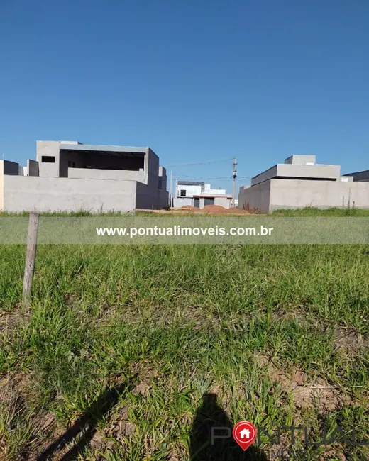 Foto 1 de Terreno / Lote à venda, 250m2 em Marilia - SP