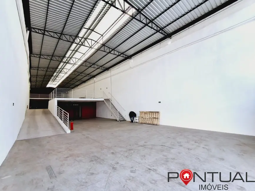 Foto 3 de Armazém / Galpão à venda e para alugar, 640m2 em Marília, Marilia - SP