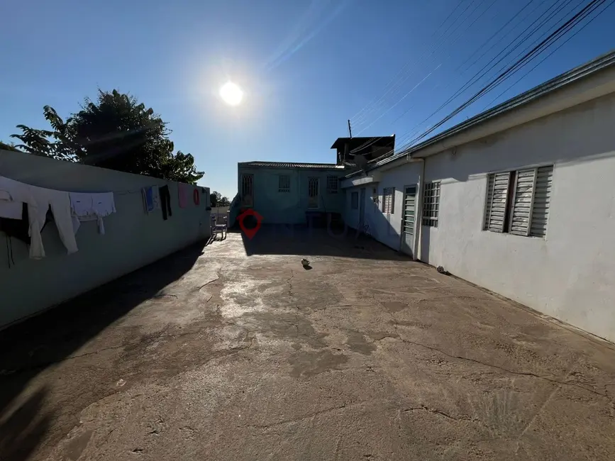 Foto 2 de Casa com 1 quarto para alugar, 60m2 em Jardim Fontanelli, Marilia - SP