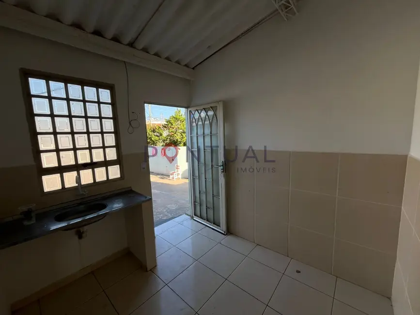 Casa com 1 quarto para alugar, 60m2 em Jardim Fontanelli, Marilia - SP - imagem 5 Foto 5 de Casa com 1 quarto para alugar, 60m2 em Jardim Fontanelli, Marilia - SP