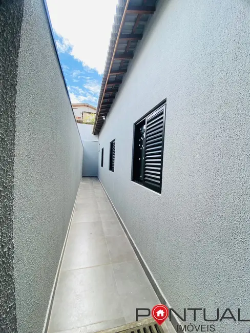 Foto 2 de Casa com 3 quartos à venda, 80m2 em Jardim Eldorado, Marilia - SP