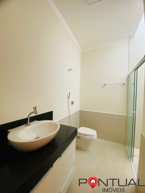 Casa com 3 quartos para alugar, 90m2 em Jardim Itaipu, Marilia - SP - imagem 9 Foto 9 de Casa com 3 quartos para alugar, 90m2 em Jardim Itaipu, Marilia - SP