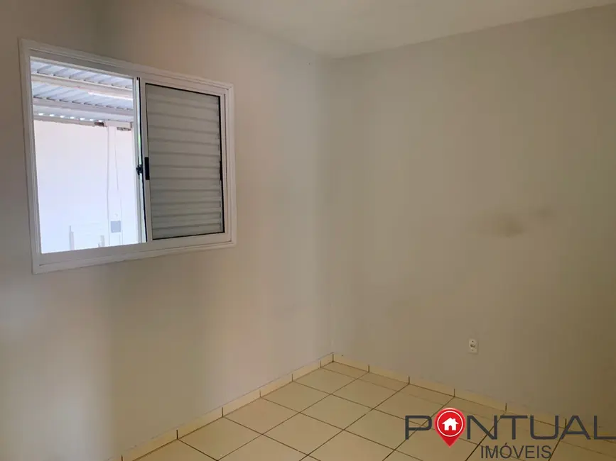 Foto 3 de Casa com 2 quartos à venda, 59m2 em Marilia - SP