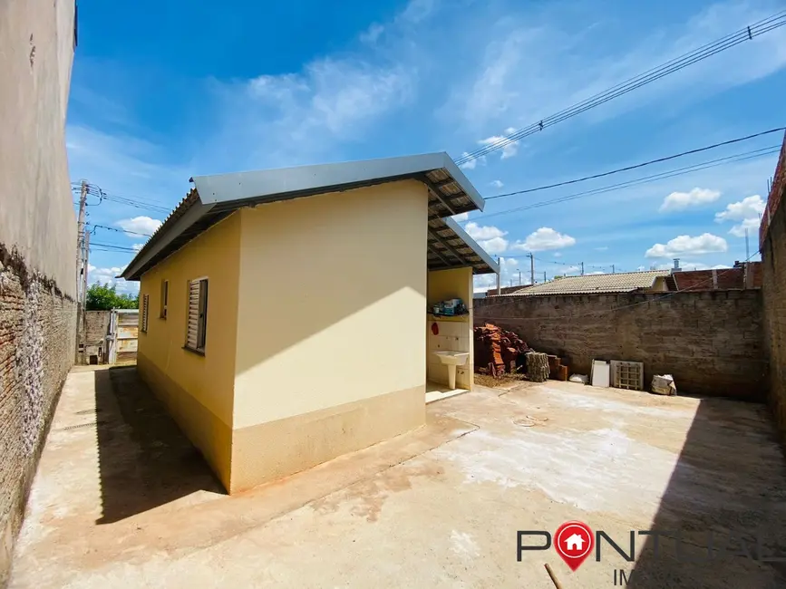 Foto 2 de Casa com 2 quartos à venda e para alugar em Residencial Vida Nova Maracá II (Padre Nobrega), Marilia - SP