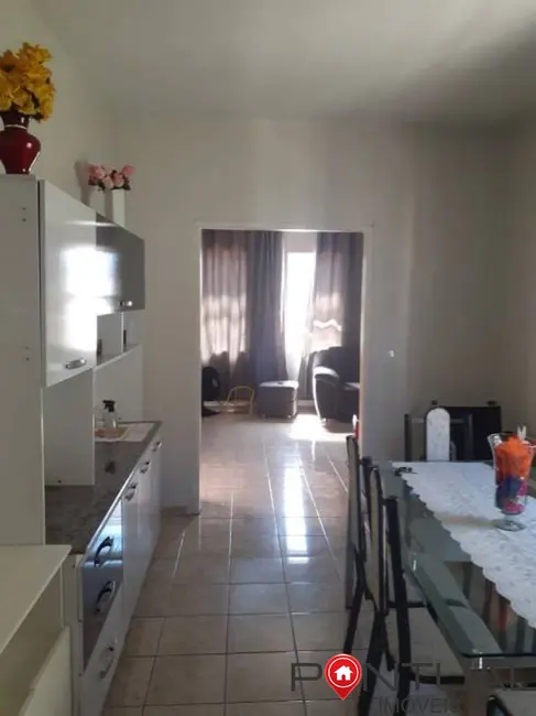 Foto 8 de Casa com 2 quartos à venda, 130m2 em Jardim Guarujá, Marilia - SP