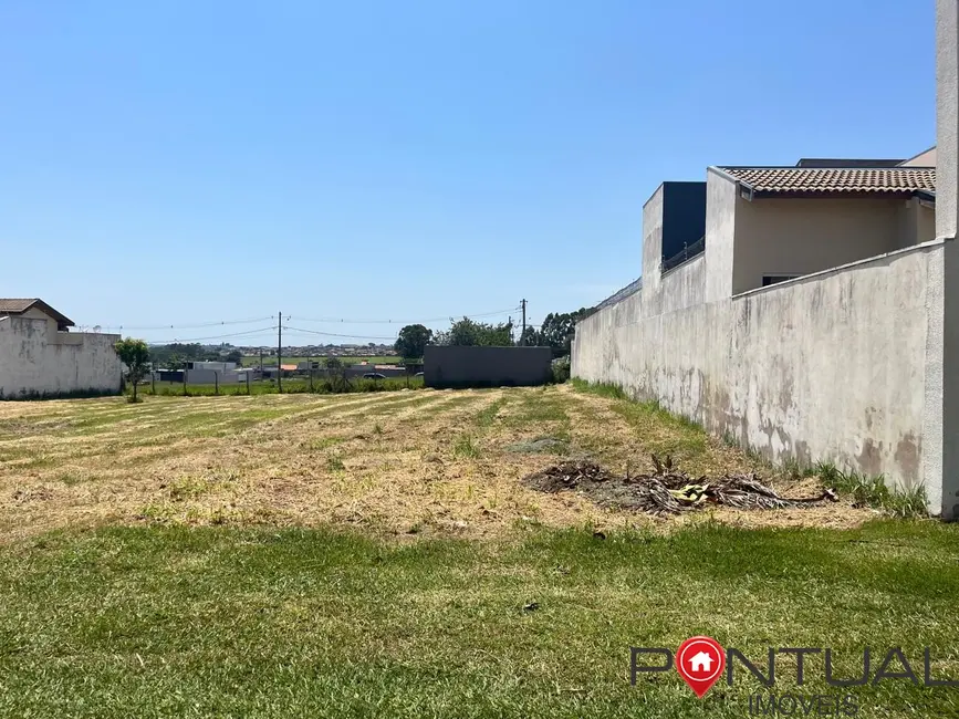 Foto 1 de Terreno / Lote à venda, 900m2 em Parque dos Sabiás II (Padre Nóbrega), Marilia - SP
