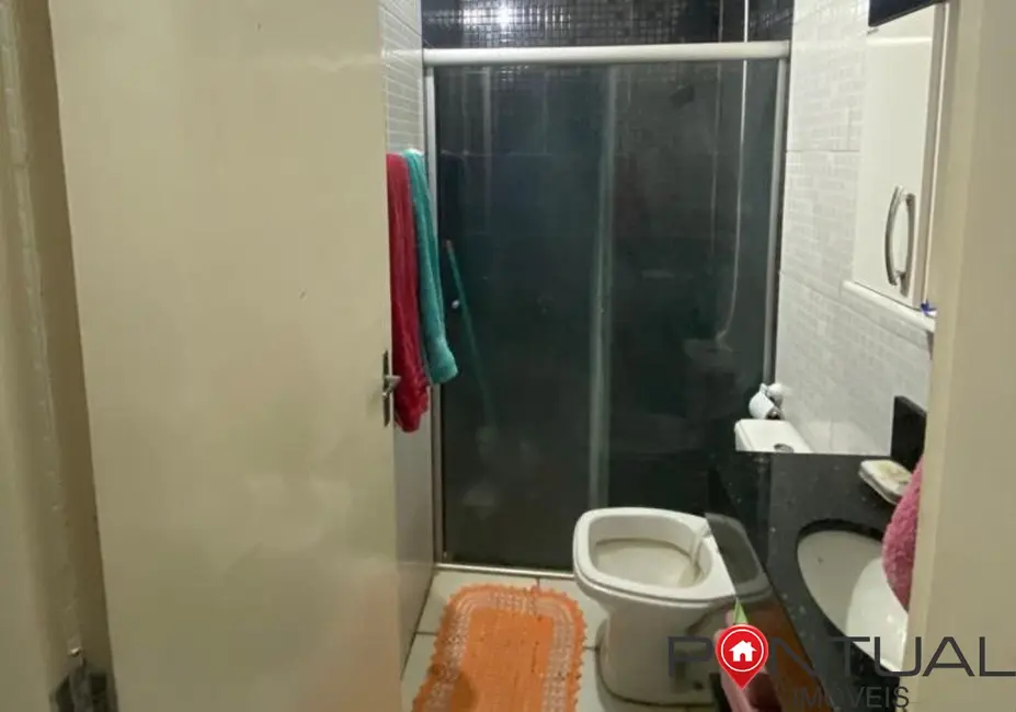 Foto 9 de Casa com 3 quartos à venda, 130m2 em Núcleo Habitacional Doutor Aniz Badra, Marilia - SP