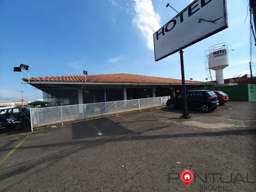 Sala Comercial para alugar, 1500m2 em Jardim Santa Antonieta, Marilia - SP - imagem 2 Foto 2 de Sala Comercial para alugar, 1500m2 em Jardim Santa Antonieta, Marilia - SP