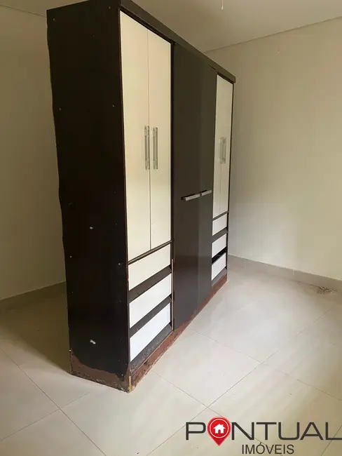 Casa com 3 quartos para alugar, 190m2 em Jardim América, Marilia - SP - imagem 4 Foto 4 de Casa com 3 quartos para alugar, 190m2 em Jardim América, Marilia - SP