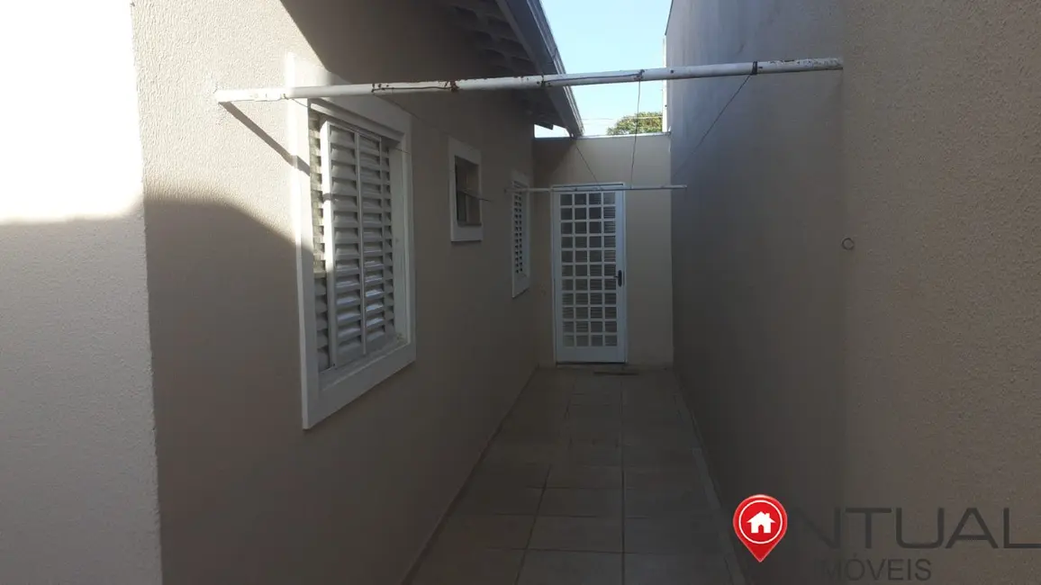 Foto 6 de Casa com 2 quartos à venda, 110m2 em Osvaldo Fanceli, Marilia - SP