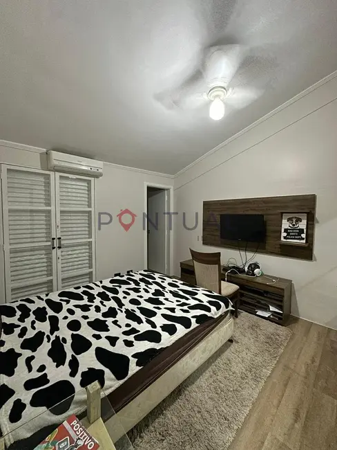 Foto 7 de Casa com 3 quartos à venda, 290m2 em Jardim Acapulco, Marilia - SP