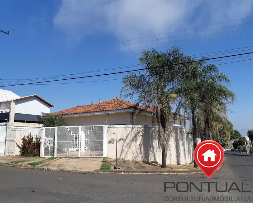 Foto 1 de Casa com 3 quartos à venda, 217m2 em Santa Tereza, Marilia - SP