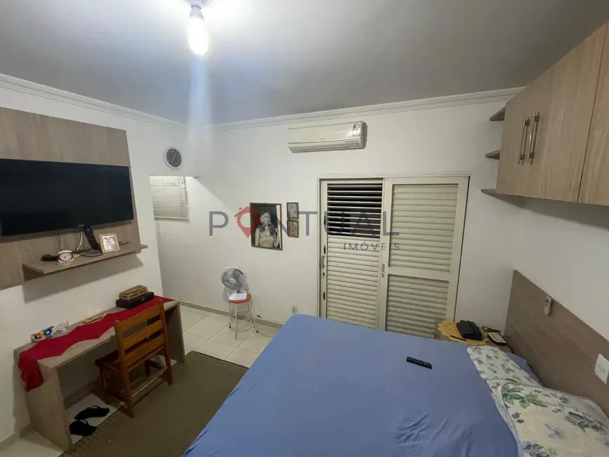 Foto 4 de Casa com 3 quartos à venda, 175m2 em Jardim Altos do Palmital, Marilia - SP