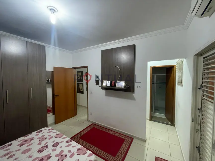 Foto 6 de Casa com 3 quartos à venda, 175m2 em Jardim Altos do Palmital, Marilia - SP