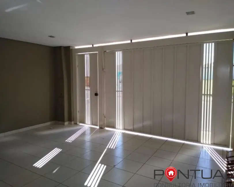 Foto 2 de Casa com 3 quartos à venda, 170m2 em Jardim Cavallari, Marilia - SP