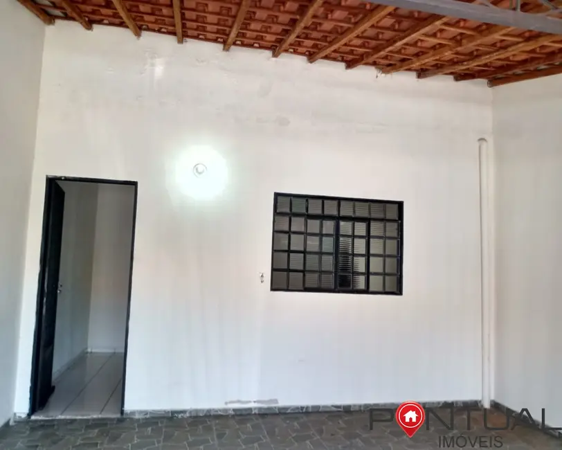 Foto 2 de Casa com 3 quartos à venda, 100m2 em Marilia - SP