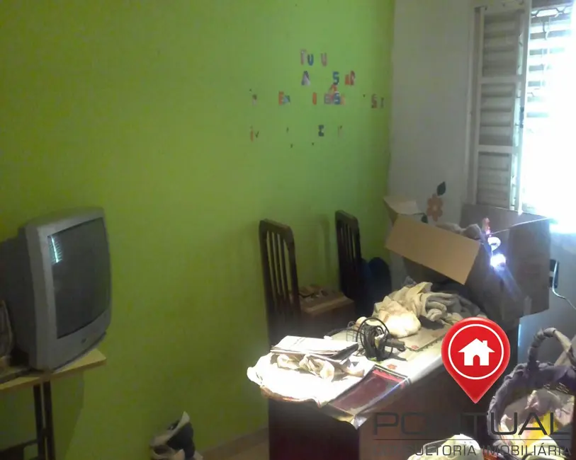 Foto 2 de Casa com 3 quartos à venda, 70m2 em Marilia - SP