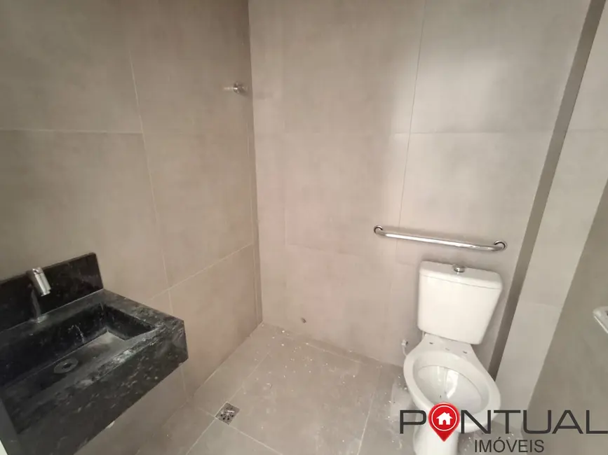 Sala Comercial para alugar, 300m2 em Residencial Vale Verde, Marilia - SP - imagem 3 Foto 3 de Sala Comercial para alugar, 300m2 em Residencial Vale Verde, Marilia - SP