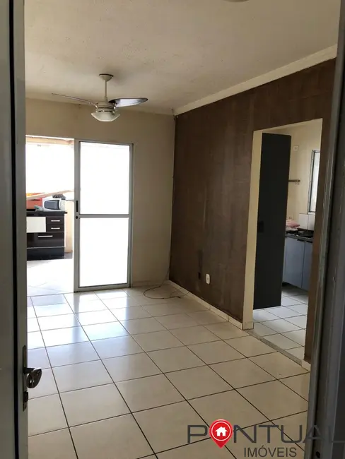 Foto 2 de Casa de Condomínio com 2 quartos à venda, 130m2 em Jardim Nazareth, Marilia - SP