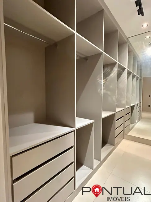 Foto 8 de Casa de Condomínio com 3 quartos à venda, 200m2 em Jardim São Domingos, Marilia - SP