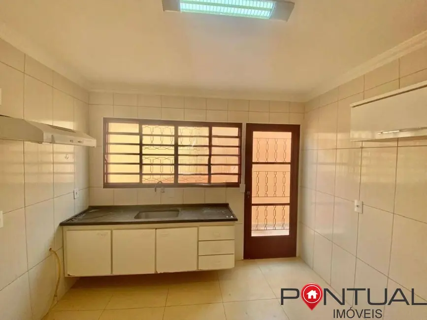 Foto 7 de Casa com 3 quartos à venda, 100m2 em Bassan, Marilia - SP