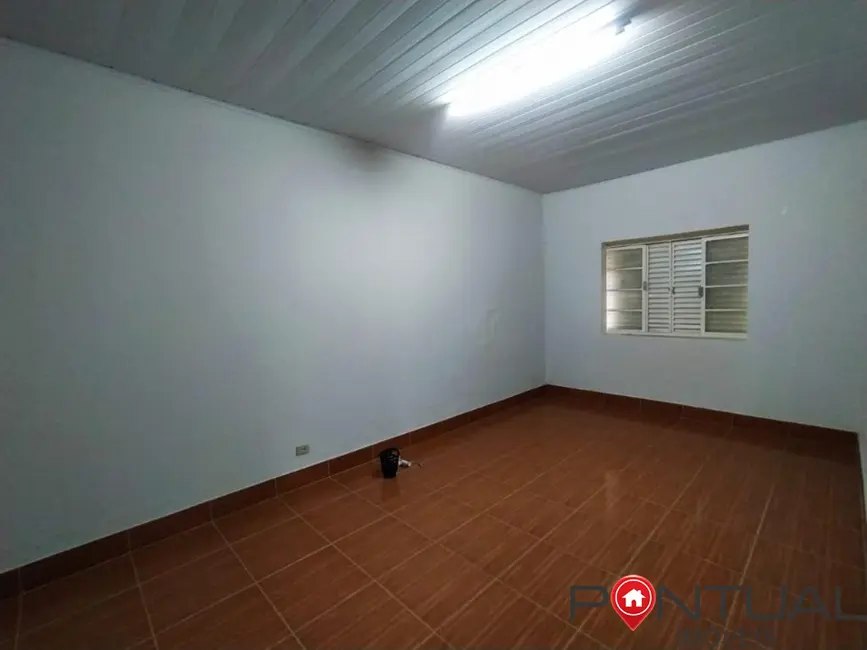 Foto 2 de Casa com 3 quartos para alugar, 200m2 em Alto Cafezal, Marilia - SP