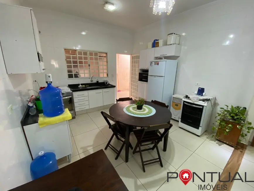 Foto 3 de Casa com 3 quartos à venda, 115m2 em Núcleo Habitacional Doutor Fernando Mauro Pires Rocha, Marilia - SP