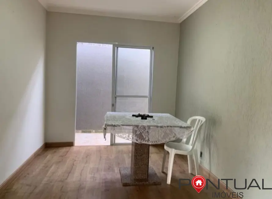 Foto 3 de Casa com 2 quartos à venda, 180m2 em Palmital, Marilia - SP