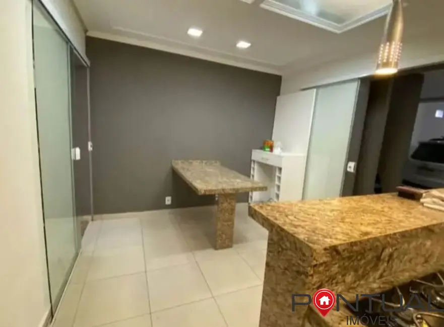 Foto 2 de Casa com 3 quartos à venda, 130m2 em Edson Jorge Júnior, Marilia - SP