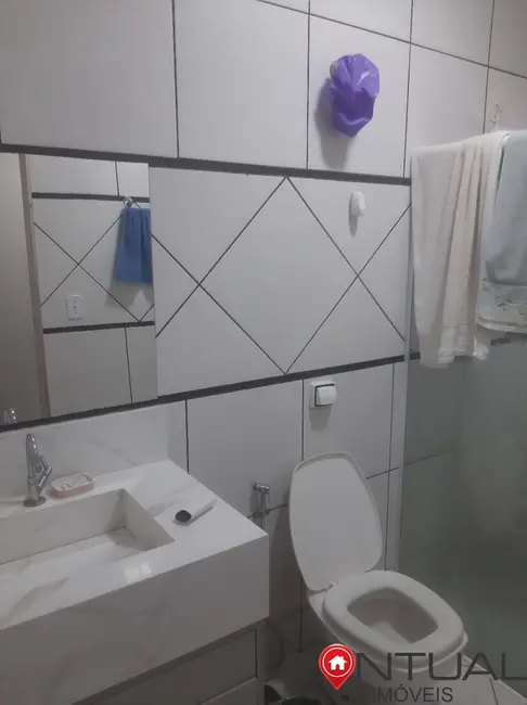 Foto 8 de Casa com 2 quartos à venda, 72m2 em Vera Cruz - SP