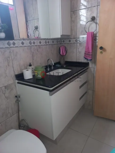 Foto 9 de Casa com 3 quartos à venda, 80m2 em Jardim Adolpho Bim, Marilia - SP