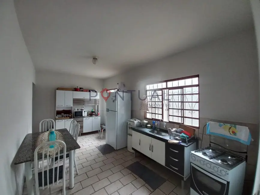 Foto 9 de Casa com 3 quartos à venda, 100m2 em César de Almeida, Marilia - SP