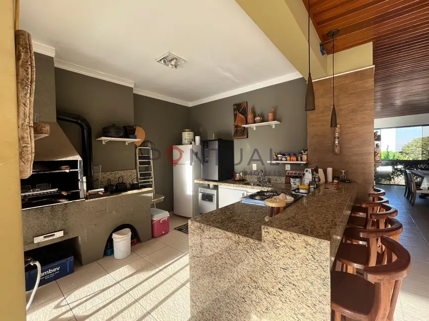 Casa de Condomínio com 4 quartos à venda e para alugar, 400m2 em Residencial Vale Verde, Marilia - SP - imagem 7 Foto 7 de Casa de Condomínio com 4 quartos à venda e para alugar, 400m2 em Residencial Vale Verde, Marilia - SP