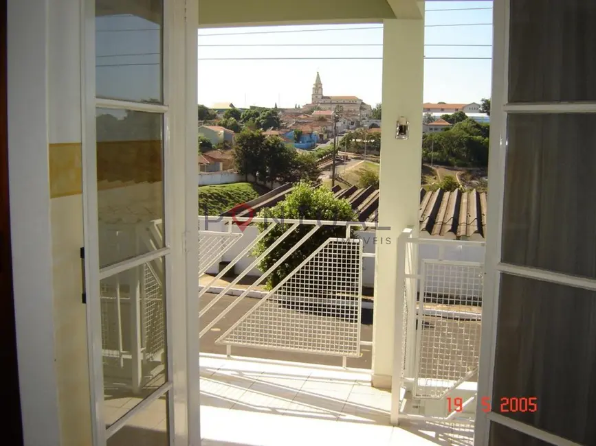Foto 1 de Casa com 3 quartos à venda, 80m2 em Centro, Pompeia - SP
