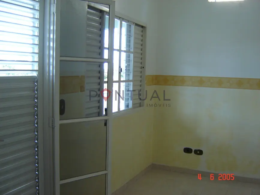 Foto 4 de Casa com 3 quartos à venda, 80m2 em Centro, Pompeia - SP