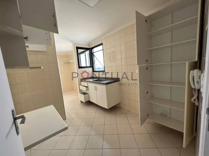 Foto 4 de Apartamento com 3 quartos à venda e para alugar, 90m2 em Centro, Marilia - SP