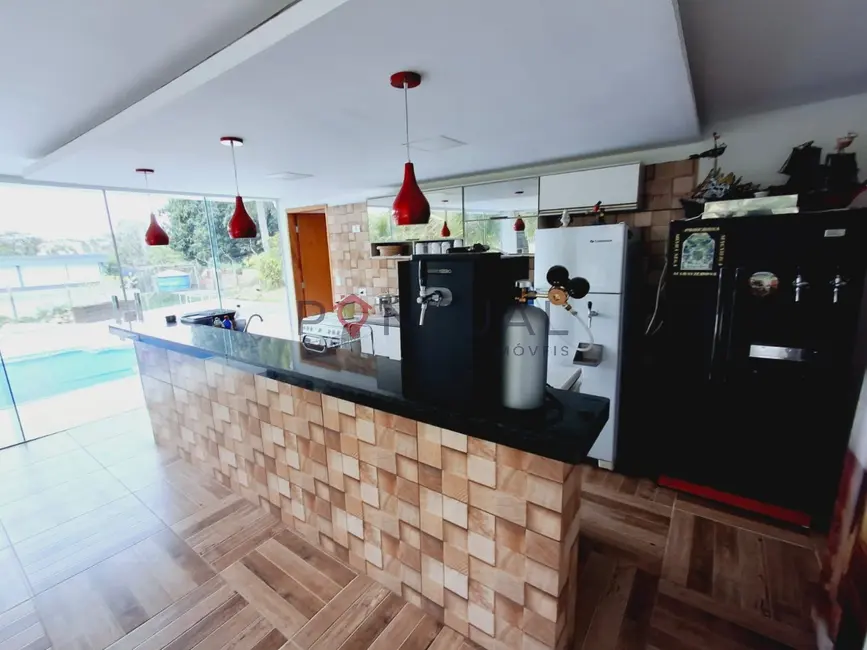 Chácara com 3 quartos para alugar em Parque Serra Dourada, Marilia - SP - imagem 8 Foto 8 de Chácara com 3 quartos para alugar em Parque Serra Dourada, Marilia - SP