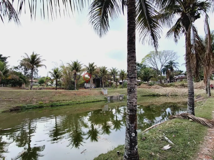Chácara com 3 quartos para alugar em Parque Serra Dourada, Marilia - SP - imagem 5 Foto 5 de Chácara com 3 quartos para alugar em Parque Serra Dourada, Marilia - SP