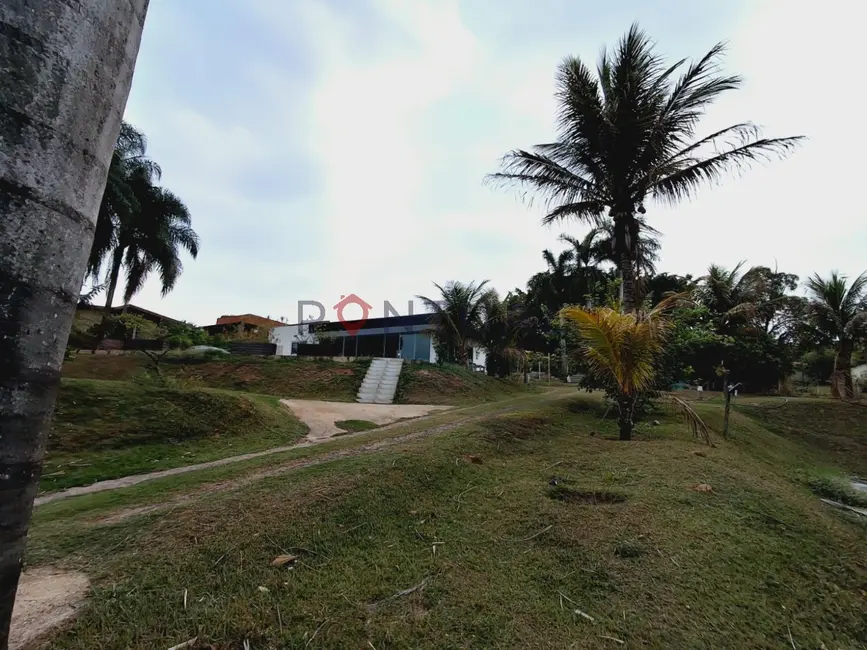 Chácara com 3 quartos para alugar em Parque Serra Dourada, Marilia - SP - imagem 3 Foto 3 de Chácara com 3 quartos para alugar em Parque Serra Dourada, Marilia - SP
