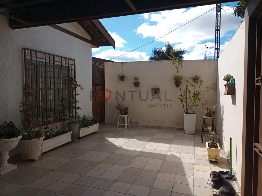 Foto 3 de Casa com 3 quartos à venda, 130m2 em Jardim Santa Antonieta, Marilia - SP