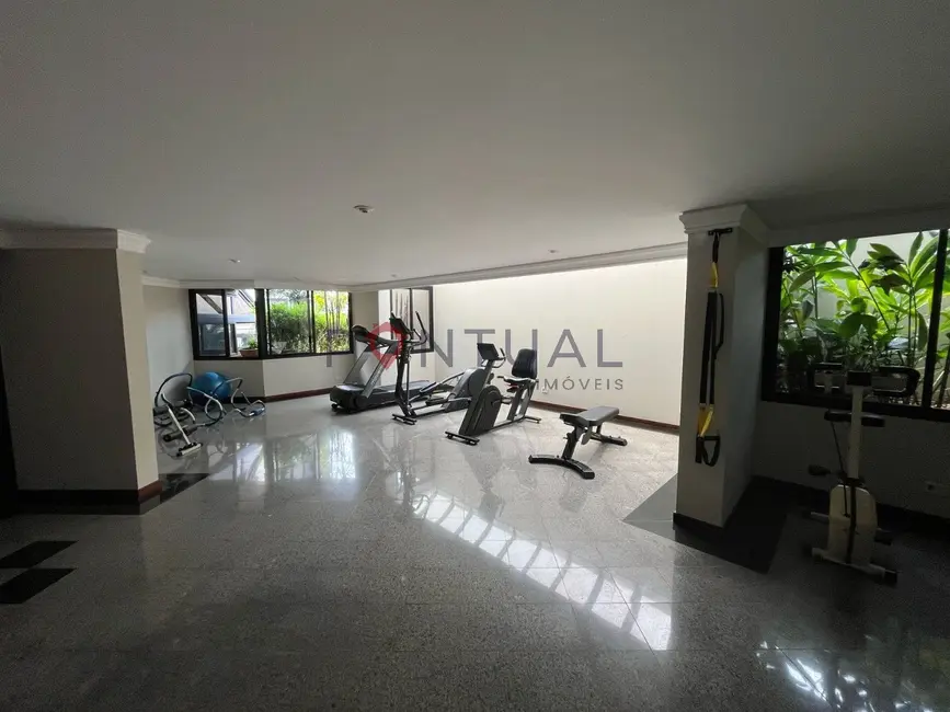 Apartamento com 3 quartos para alugar, 160m2 em Centro, Marilia - SP - imagem 6 Foto 6 de Apartamento com 3 quartos para alugar, 160m2 em Centro, Marilia - SP